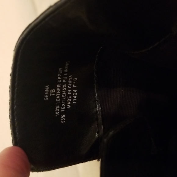 LAST CHANCE! Ralph Lauren Boots - Picture 5 of 9